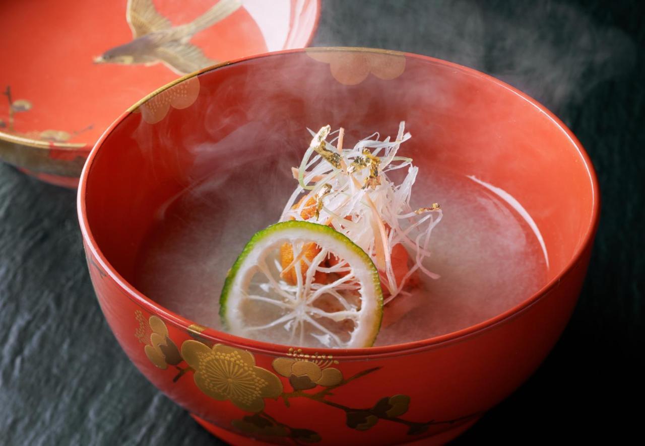 Noto Hyakurakusou Hotell Exteriör bild